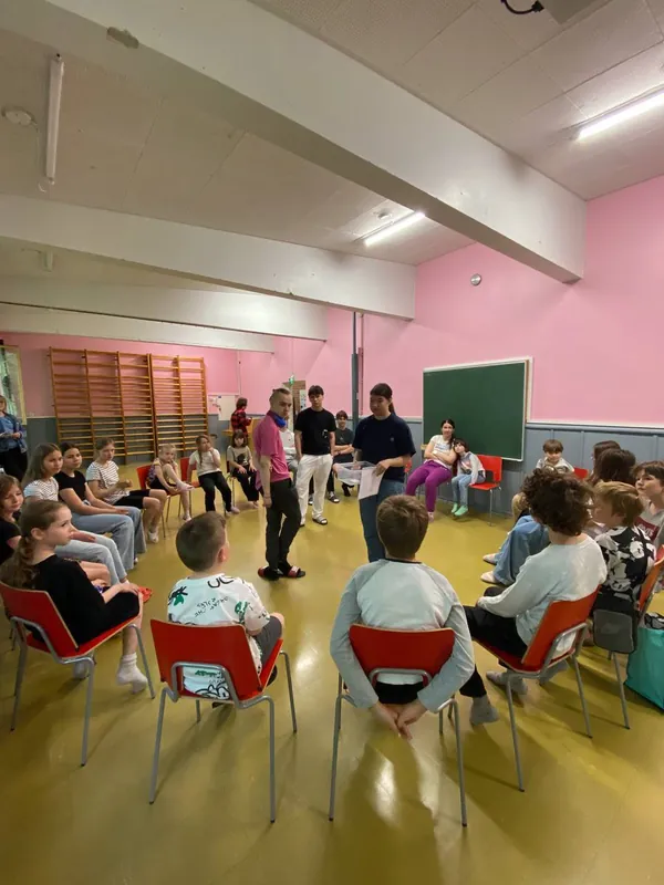 A circle game